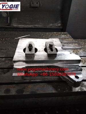 Metalurji Ekipmanları için 210 × 820 Düz Braket Tabanı